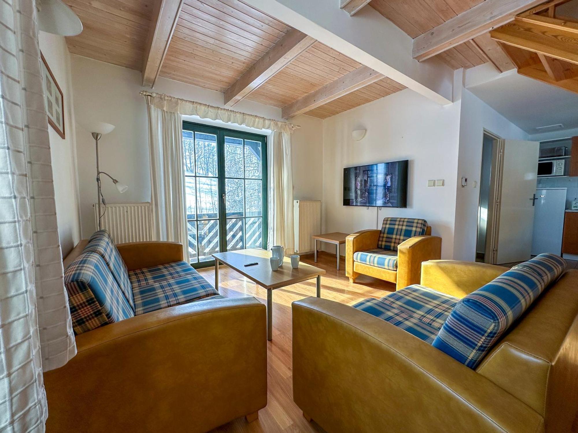 Ctyricitka Na Stastnem Kopci Villa Černý Dŭl Ngoại thất bức ảnh